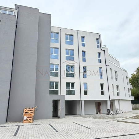 Двустаен апартамент с веранда в нова жилищна сграда в кв.Сарафово - снимка 7
