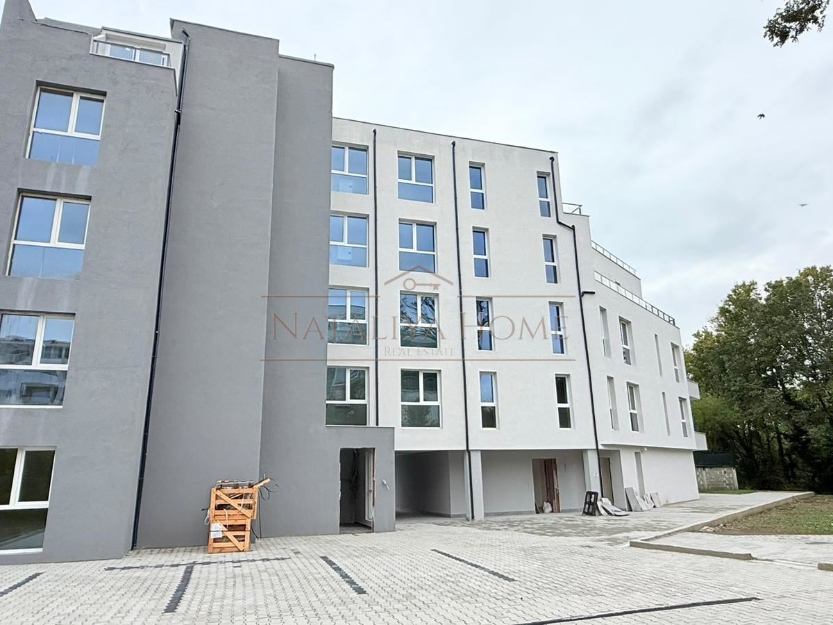 Двустаен апартамент с веранда в нова жилищна сграда в кв.Сарафово - снимка 7
