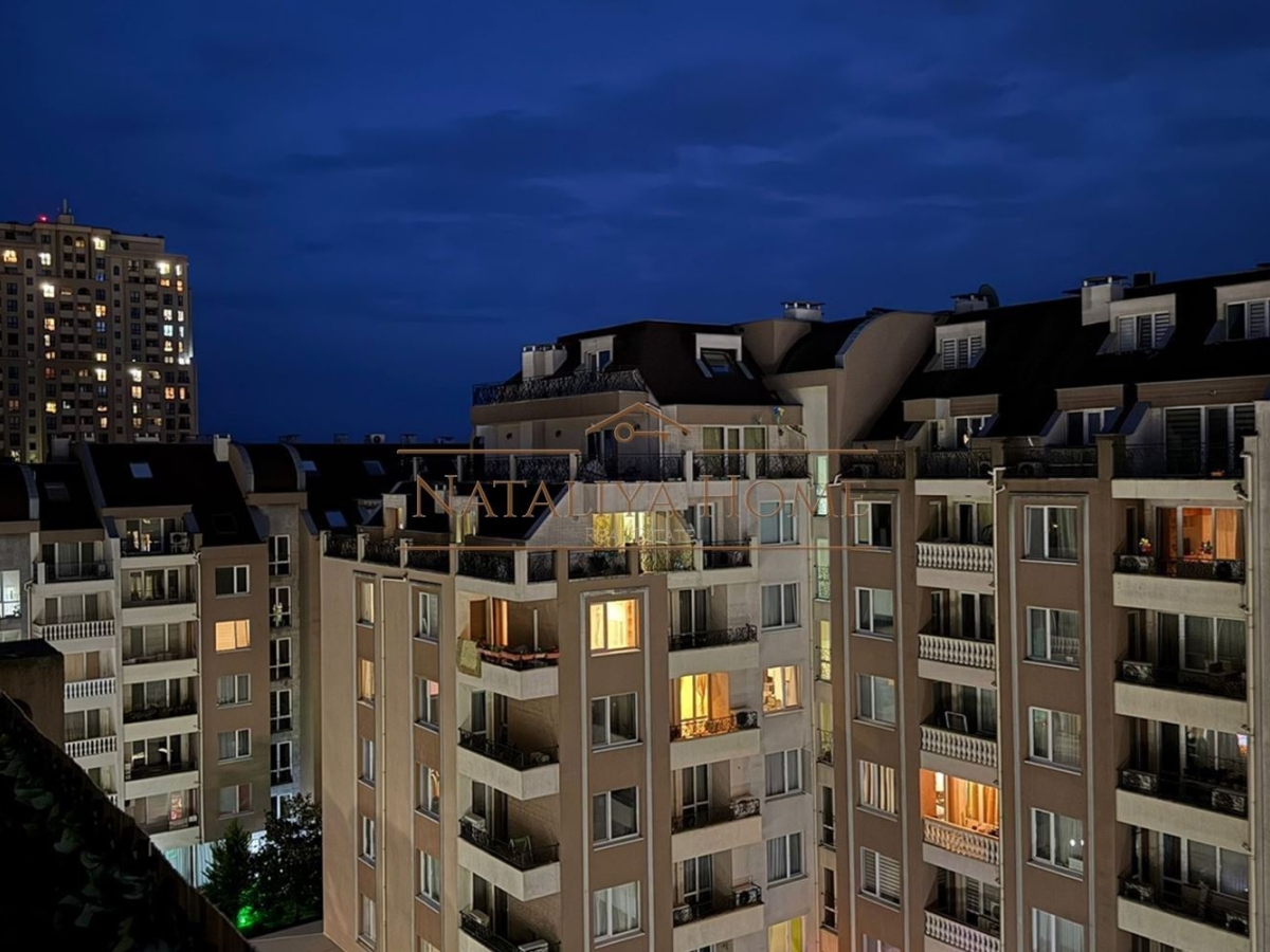 Луксозен двустаен мезонет в елитен жилищен комплекс в  ж.к. Зорница, гр.Бургас - снимка 13