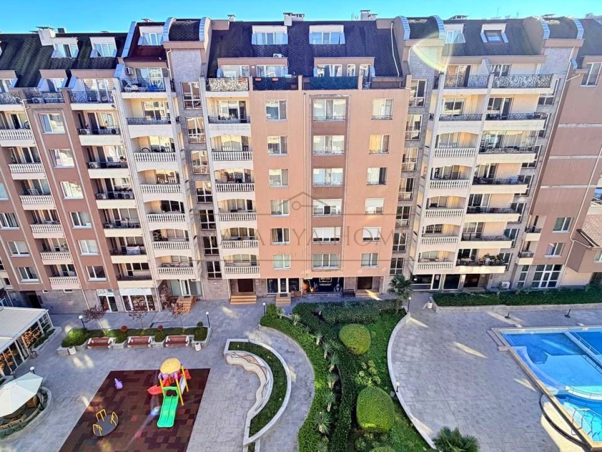 Луксозен двустаен мезонет в елитен жилищен комплекс в  ж.к. Зорница, гр.Бургас - снимка 17