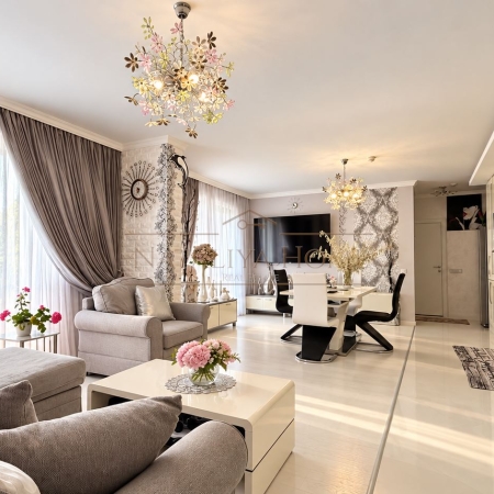 Просторен тристаен апартамент в комплекс Villa Florencia, гр.Свети Влас - снимка 3